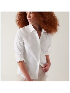 NWOT Athleta White Stretch Button Down Shirt Cotton Poplin. Sz Medium.